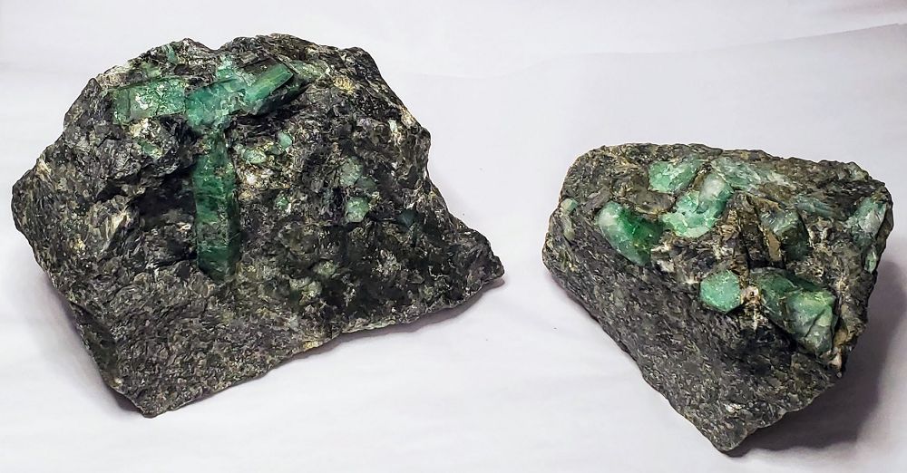 Emerald Specimen Xlarge