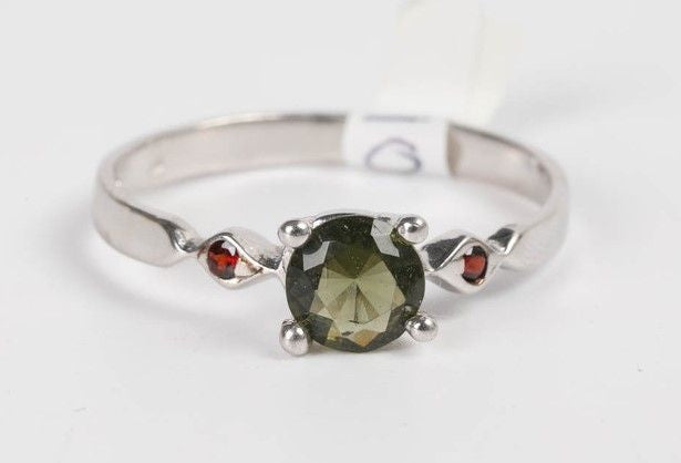 Moldavite Garnet Ring SS.