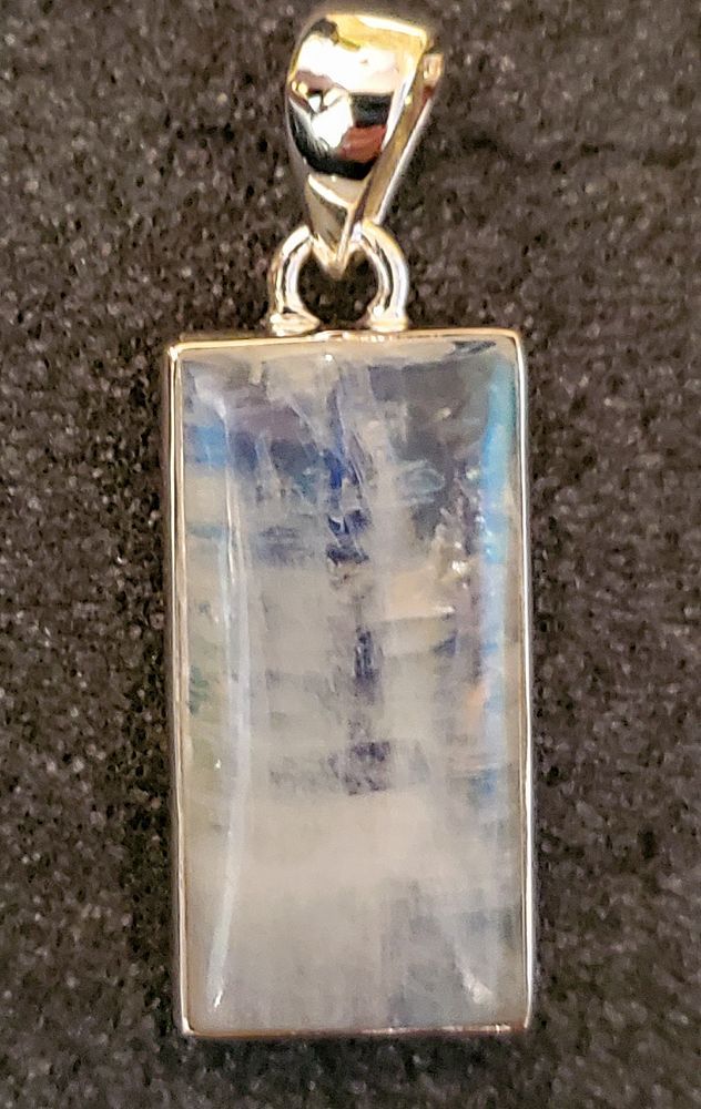 Silver Rainbow Moonstone Pend.