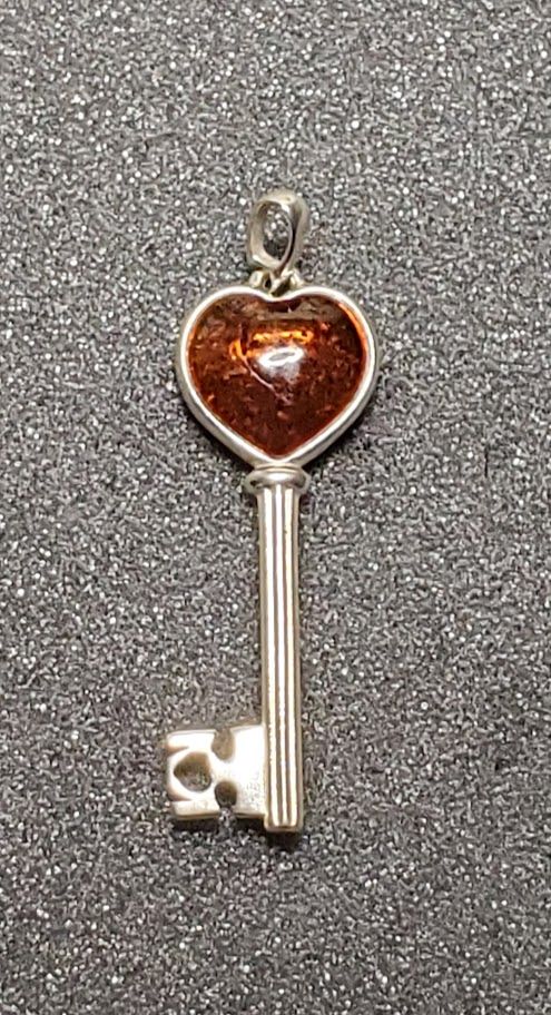 Sterling Silver Amber Key Pend.