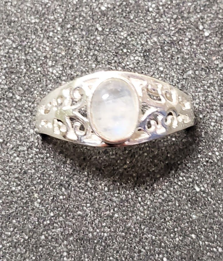 Sterling Silver Moonstone Ring