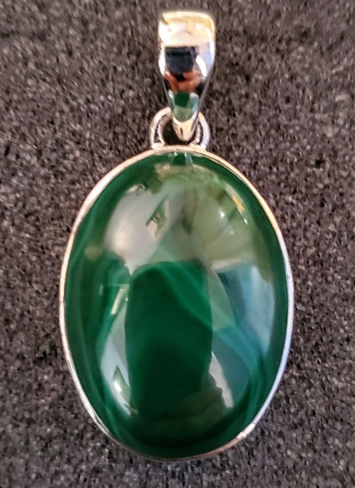 Silver Malachite Oval Pendant