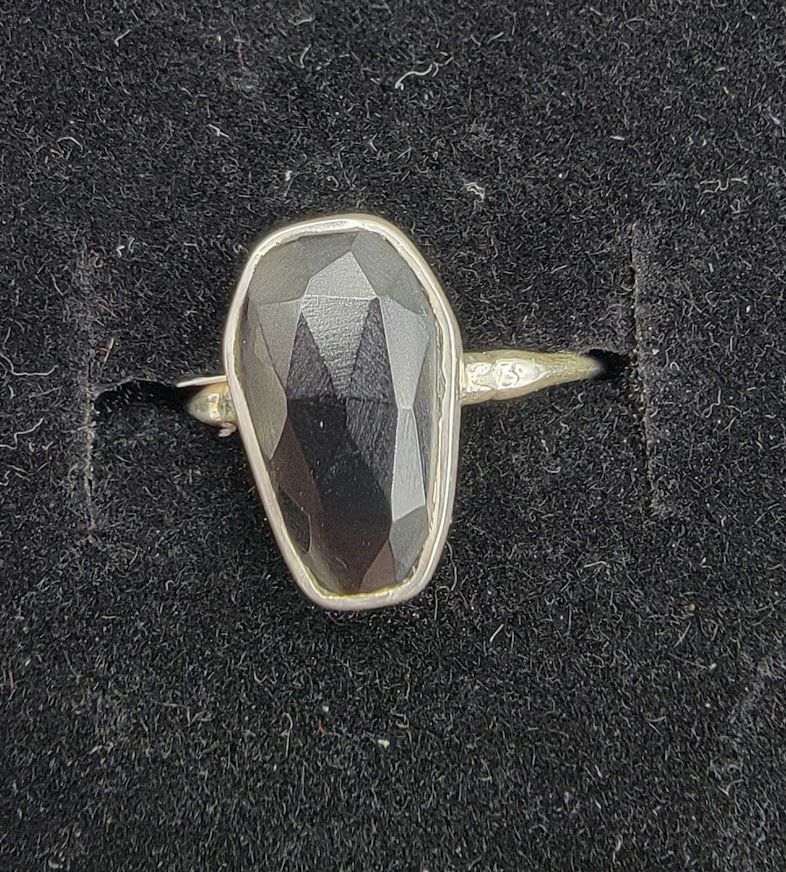 Onyx Coffin Ring 10