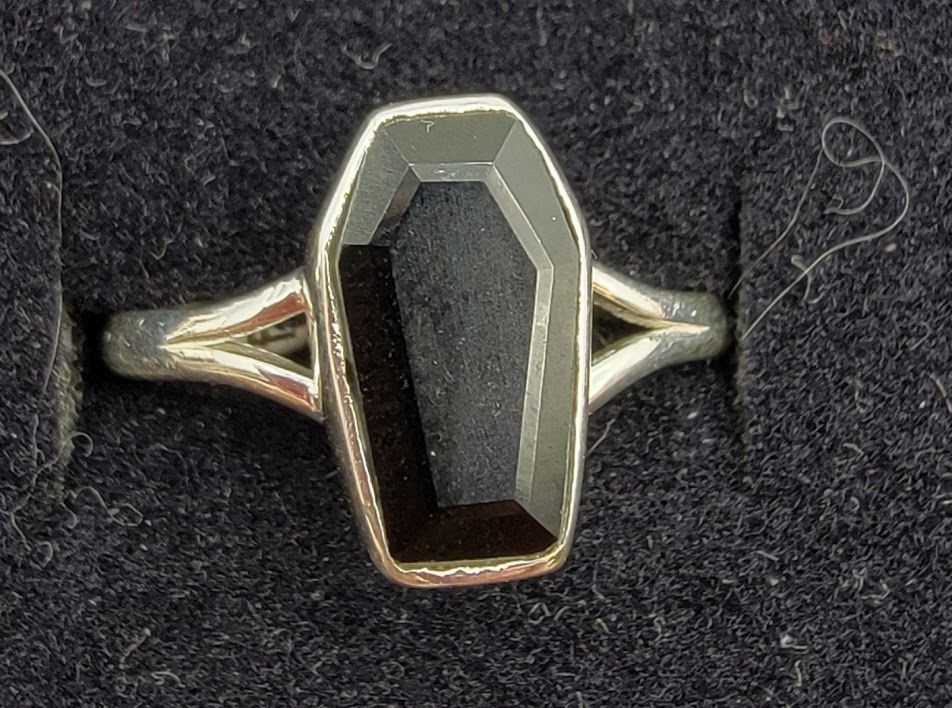 Onyx Coffin Ring 6