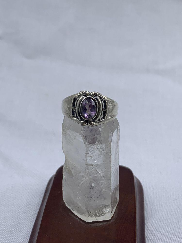 Sterling Silver Amethyst Ring 9