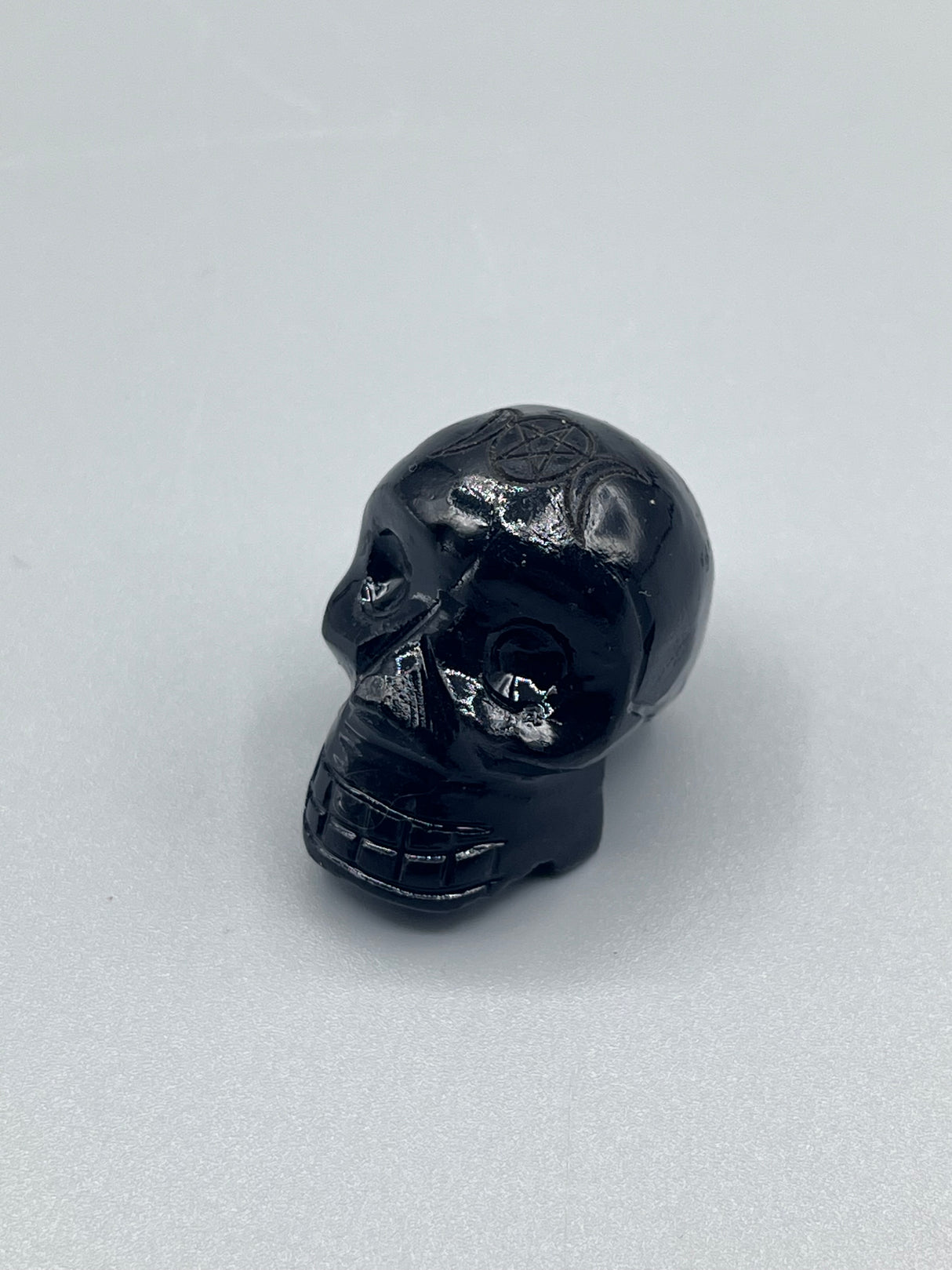 Black Skull w/ Pentagram 30g