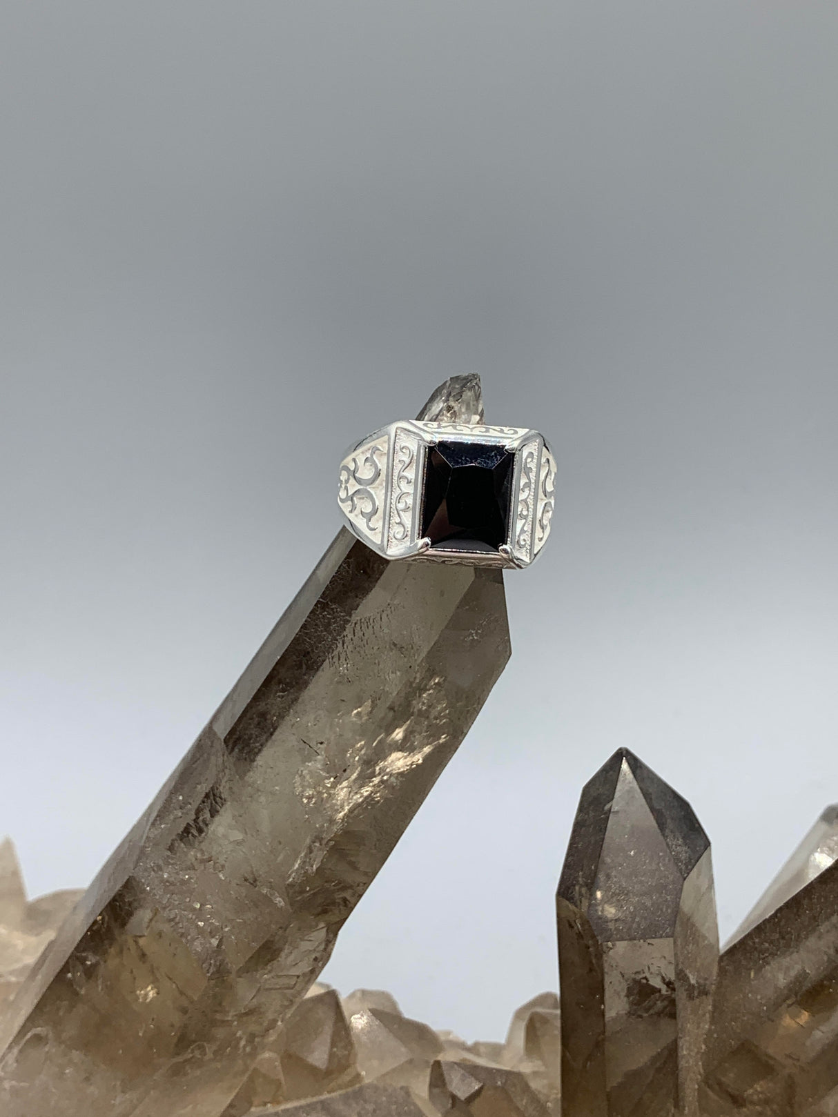 Sterling Silv. Black Onyx Ring 9