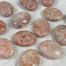 Sunstone Palm Stone 70-99g