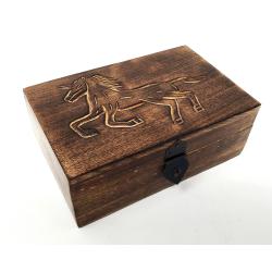 Unicorn Box Wood 5x8"